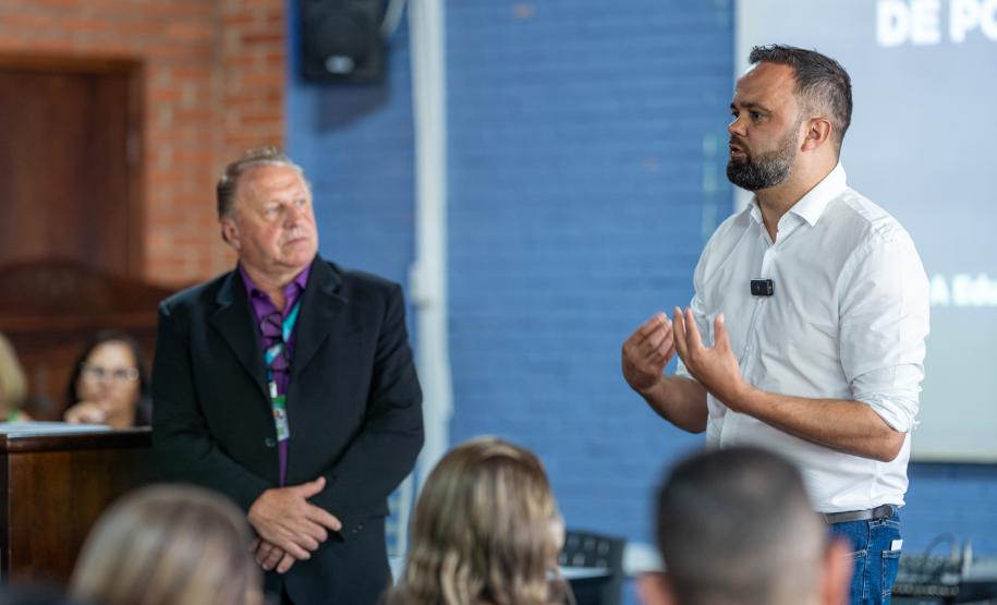 1.195 professores e pedagogos começam a tomar posse para reforçar educação do Paraná