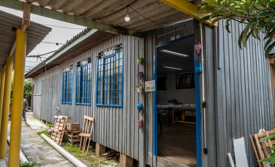 Estado investe R$ 1,3 bilhão em obras nas escolas e coloca ponto final nas salas de madeira