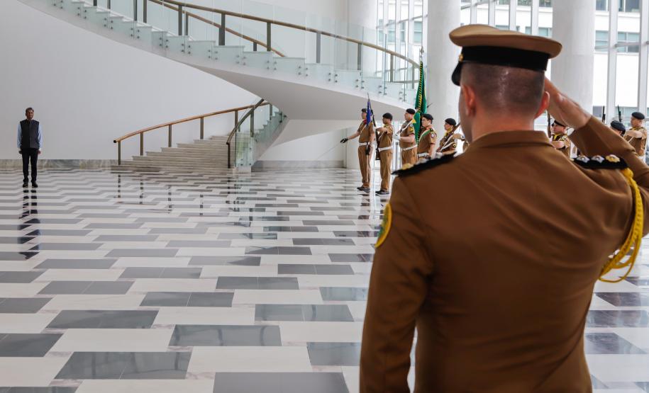 Paraná quer ampliar parceria com a Índia na área de tecnologia