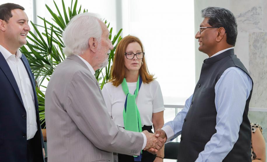 Paraná quer ampliar parceria com a Índia na área de tecnologia