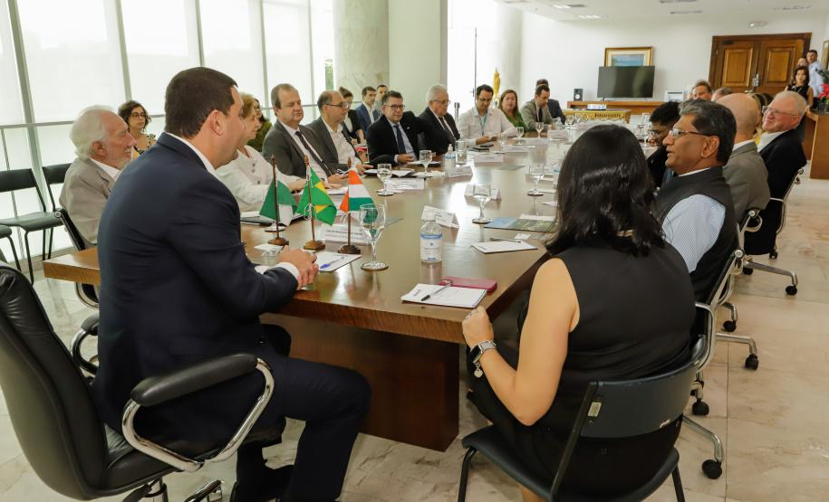 Paraná quer ampliar parceria com a Índia na área de tecnologia