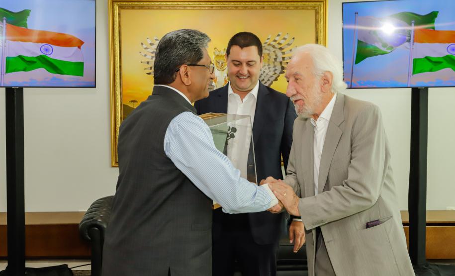 Paraná quer ampliar parceria com a Índia na área de tecnologia