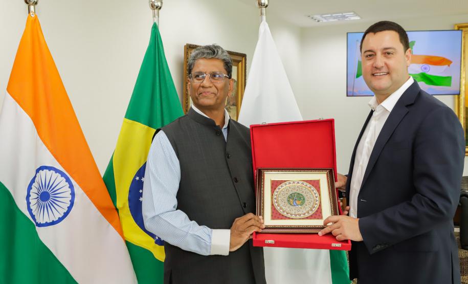 Paraná quer ampliar parceria com a Índia na área de tecnologia