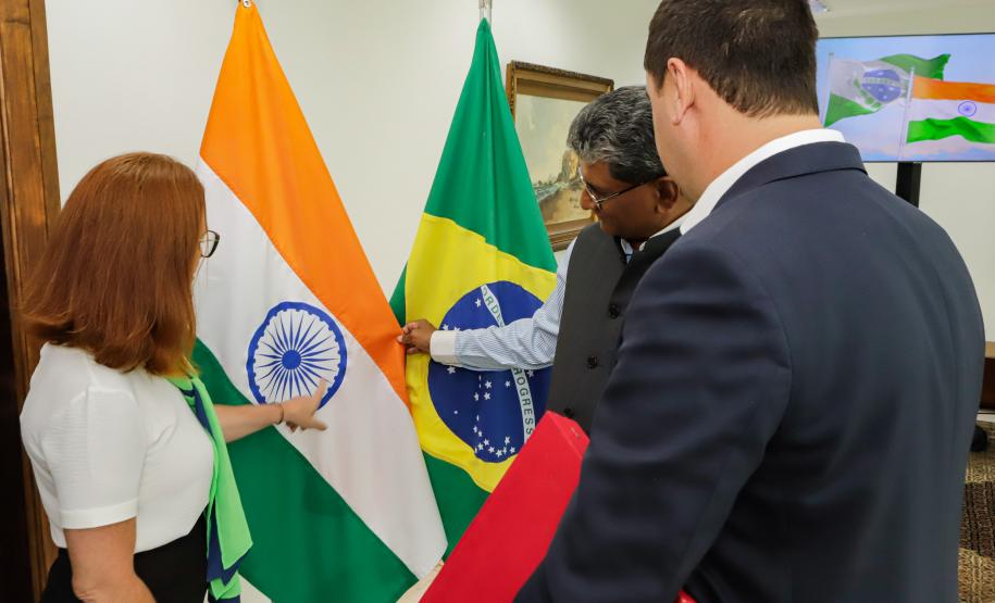 Paraná quer ampliar parceria com a Índia na área de tecnologia