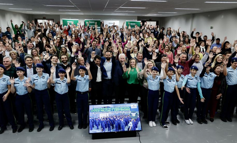 Estado investe R$ 1,3 bilhão em obras nas escolas e coloca ponto final nas salas de madeira