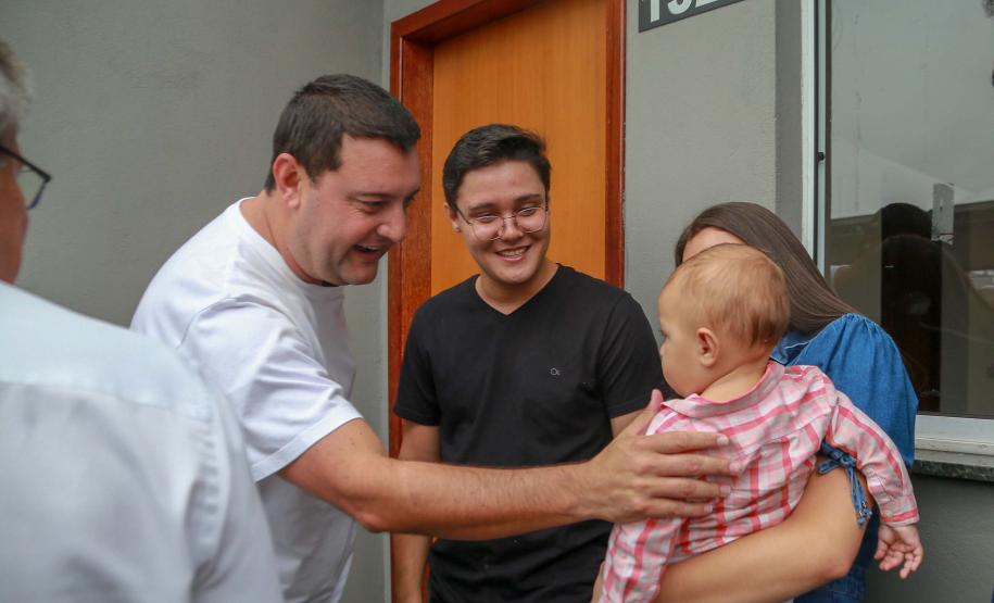 Com subsídio do Estado, 20 famílias de Marilena recebem as chaves da casa própria