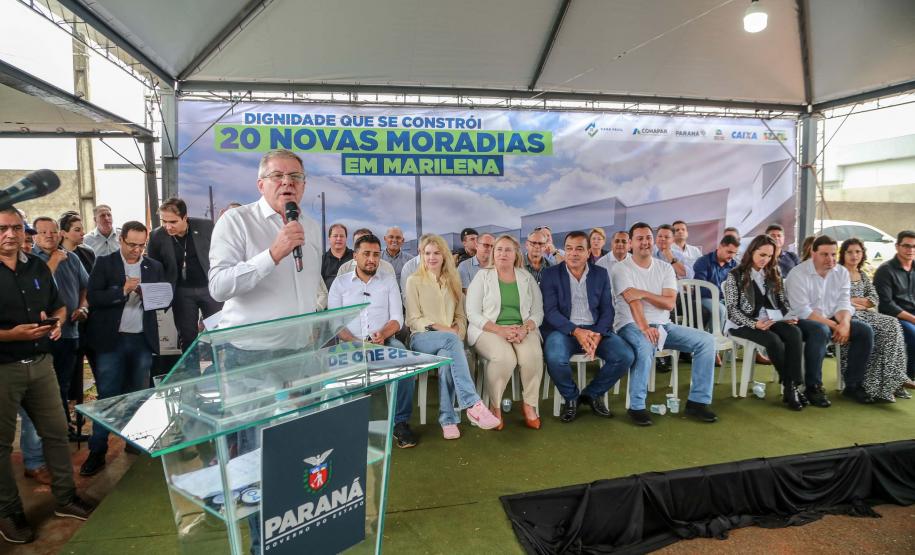 Com subsídio do Estado, 20 famílias de Marilena recebem as chaves da casa própria