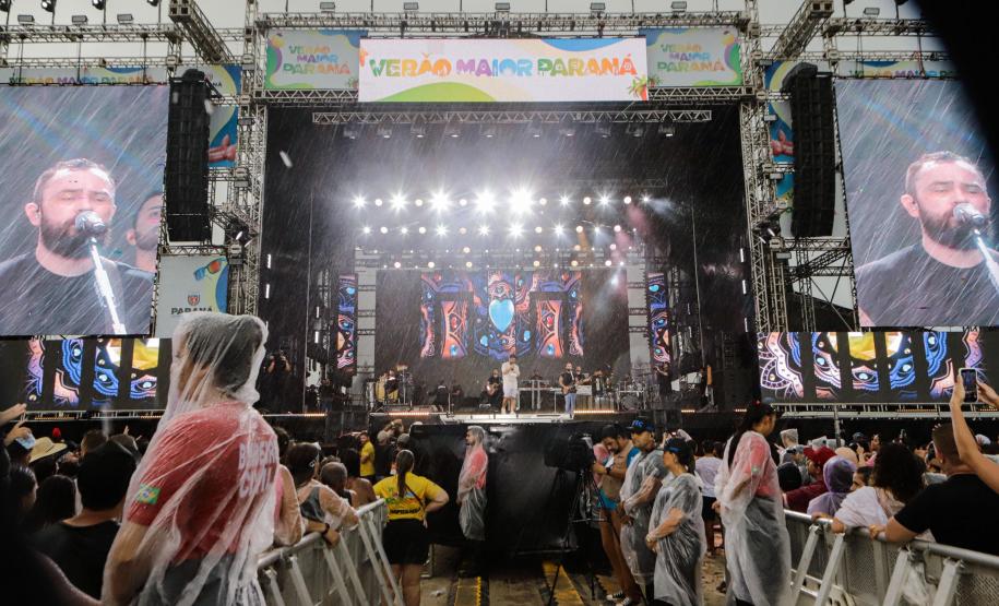 Segunda semana de shows nas praias termina com muito sertanejo para 110 mil pessoas