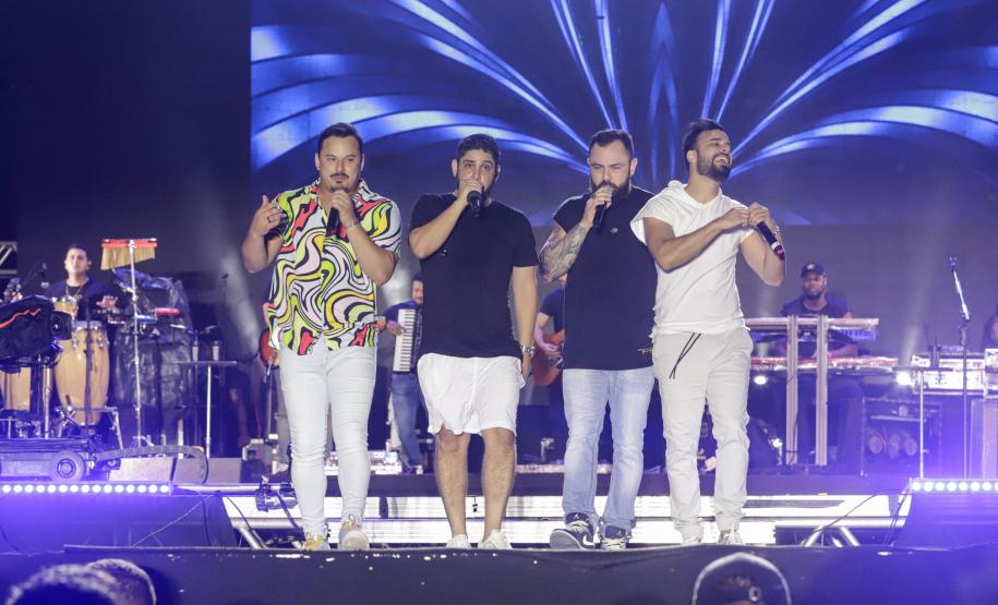 Segunda semana de shows nas praias termina com muito sertanejo para 110 mil pessoas