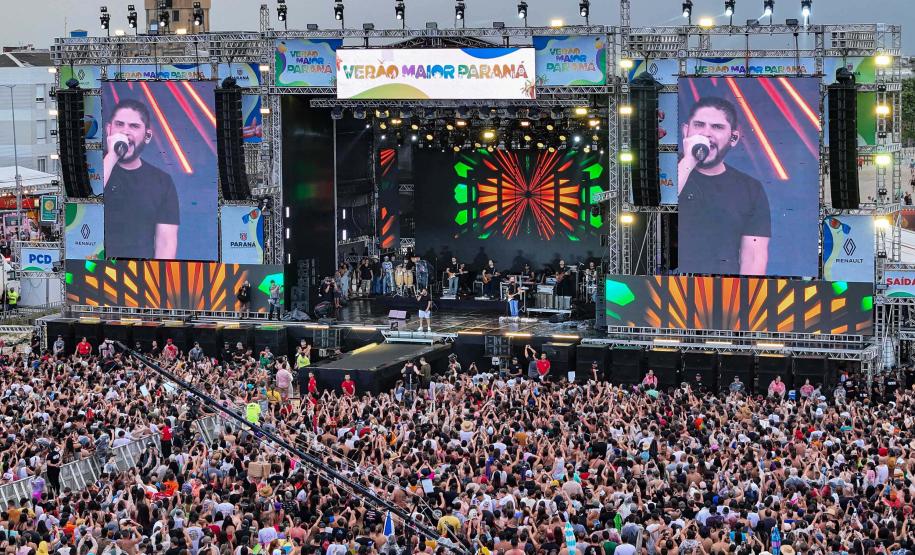 Segunda semana de shows nas praias termina com muito sertanejo para 110 mil pessoas