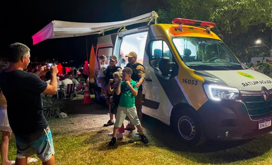 1 milhão de pessoas passaram a virada no Litoral do Paraná, estima Polícia Militar