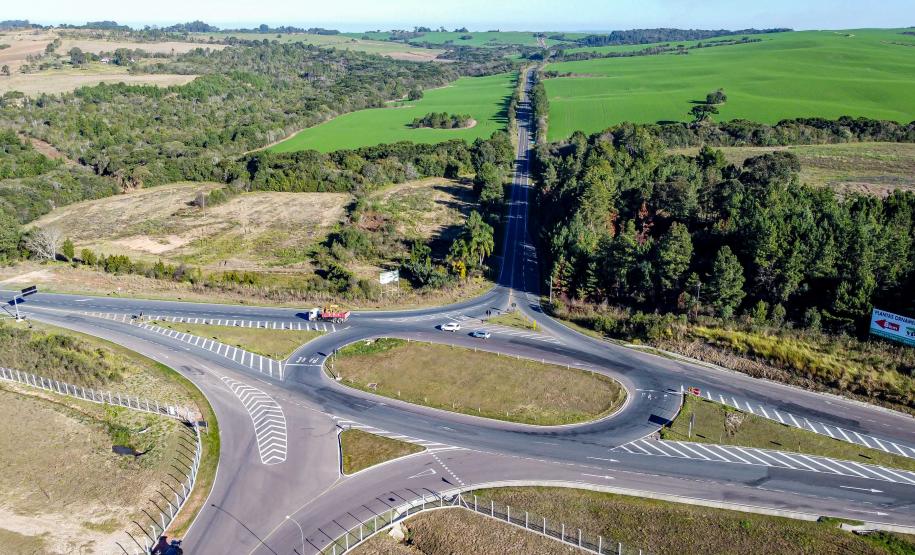 Com assinatura dos contratos, rodovias dos lotes 1 e 2 garantem grandes investimentos