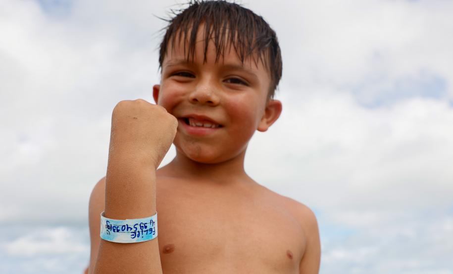 Mil pulseirinhas de identificação foram distribuídas por dia no Litoral desde o início do verão