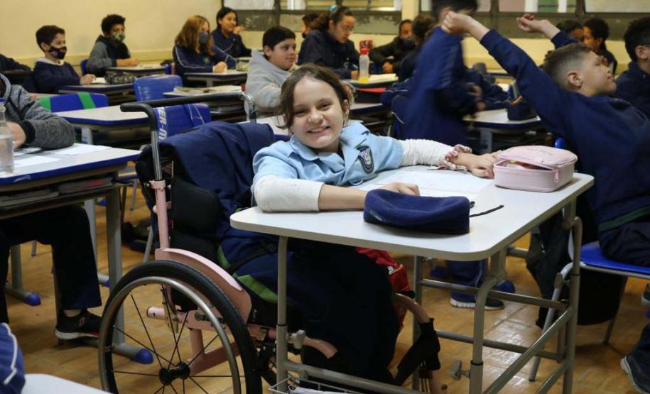 Estado investe R$ 1,3 bilhão em obras nas escolas e coloca ponto final nas salas de madeira