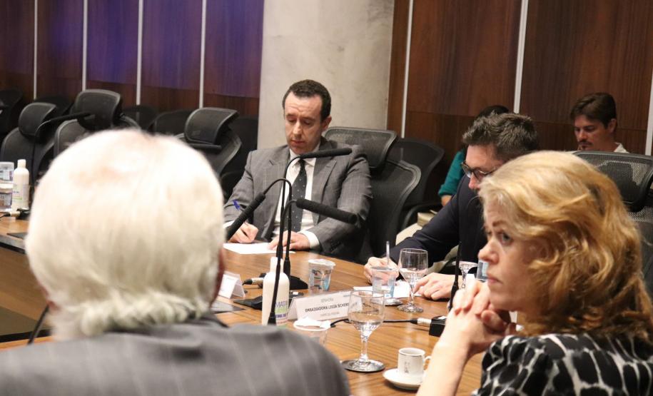 Paraná busca parcerias com o Reino Unido em educação, infraestrutura e energia verde