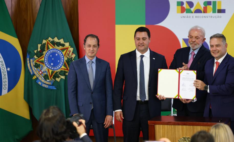 Com assinatura dos contratos, rodovias dos lotes 1 e 2 garantem grandes investimentos