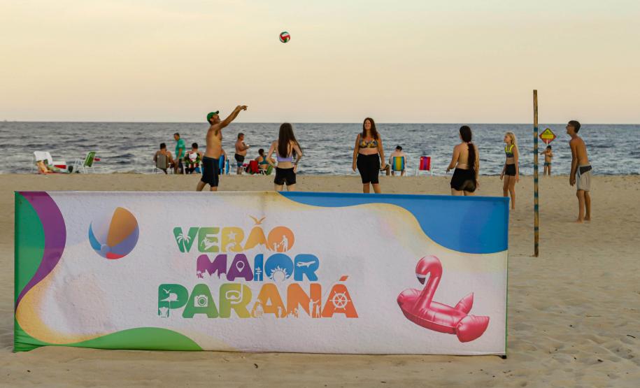 Natação em águas abertas, surf e pesca com caiaques agitam o Litoral no fim de semana