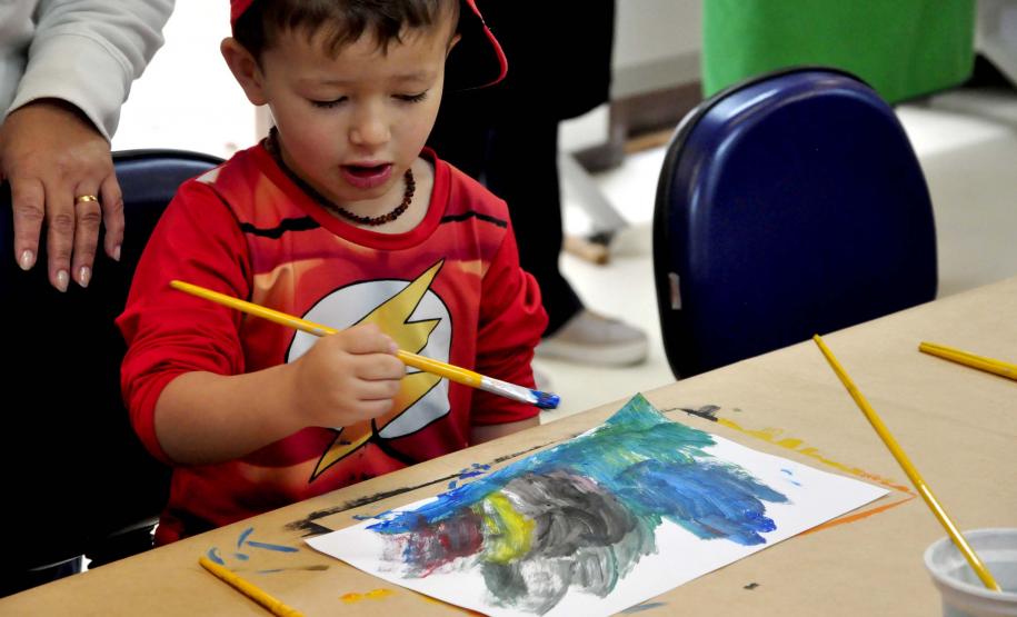 Agenda cultural tem cinema, teatro, inscrições para cursos e despedida de Bispo do Rosário