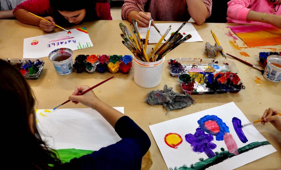 Agenda cultural tem cinema, teatro, inscrições para cursos e despedida de Bispo do Rosário