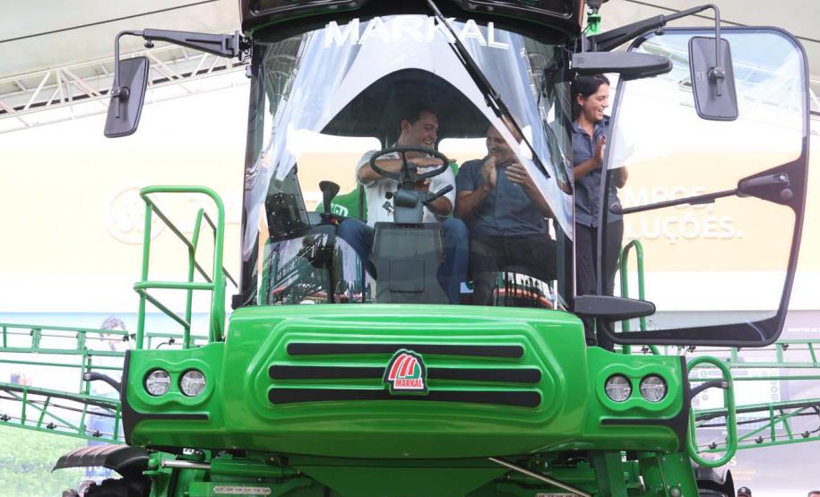 Agronegócio puxa bons números da economia, afirma Ratinho Junior no Show Rural