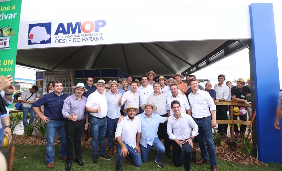 Agronegócio puxa bons números da economia, afirma Ratinho Junior no Show Rural