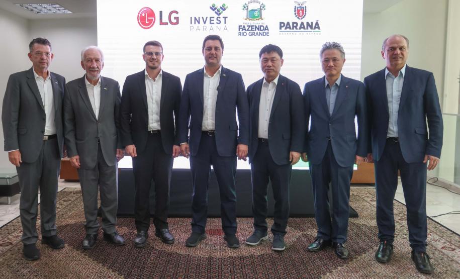 Paraná firma acordo com a LG para receber nova fábrica no Brasil