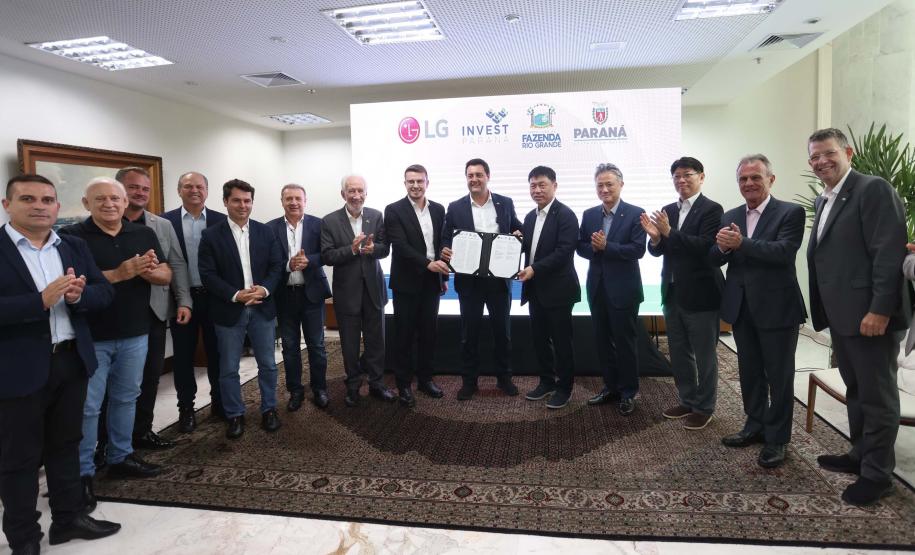 Paraná firma acordo com a LG para receber nova fábrica no Brasil