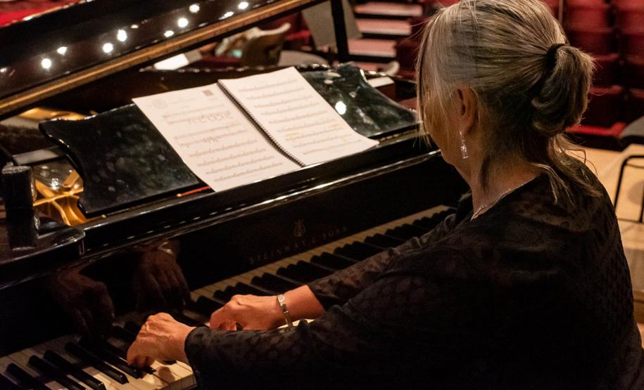 Da fundação aos dias atuais, mulheres formam pilar essencial da Orquestra Sinfônica