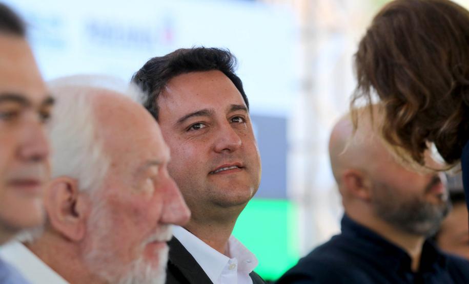 O governador Carlos Massa Ratinho Junior anuncia nesta quarta-feira (13) a liberação de R$ 60 milhões e o lançamento da pedra fundamental para a construção do novo hospital municipal de São José dos Pinhais, na Região Metropolitana de Curitiba.