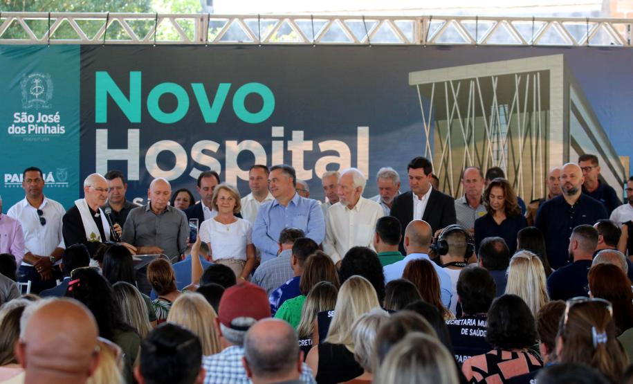O governador Carlos Massa Ratinho Junior anuncia nesta quarta-feira (13) a liberação de R$ 60 milhões e o lançamento da pedra fundamental para a construção do novo hospital municipal de São José dos Pinhais, na Região Metropolitana de Curitiba.