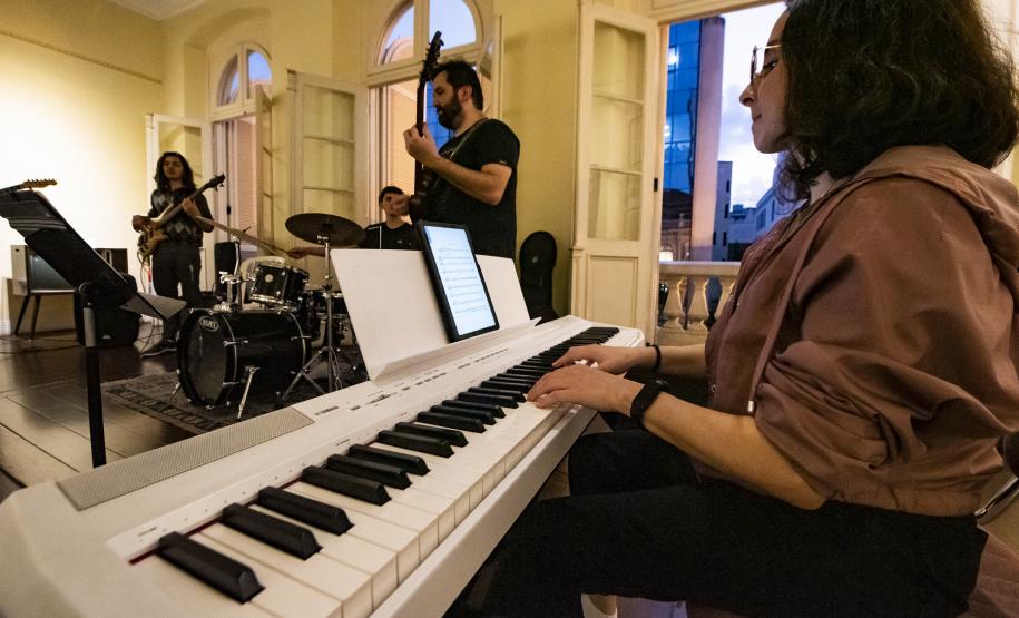 Retorno da Orquestra, 167 anos da Biblioteca e ações do Mês da Mulher agitam a agenda cultural