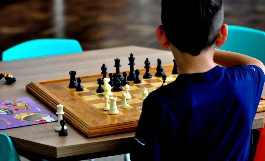 Retorno da Orquestra, 167 anos da Biblioteca e ações do Mês da Mulher agitam a agenda cultural