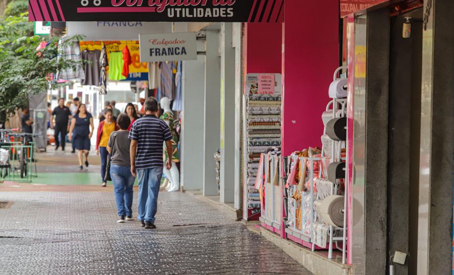 PIB do Paraná cresce o dobro da média nacional em 2023, com alta de 5,8%