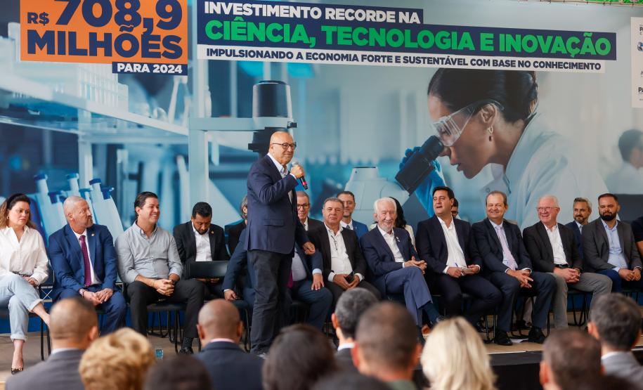 Governo libera R$ 212 milhões para obras em universidades estaduais e bolsas de estudo