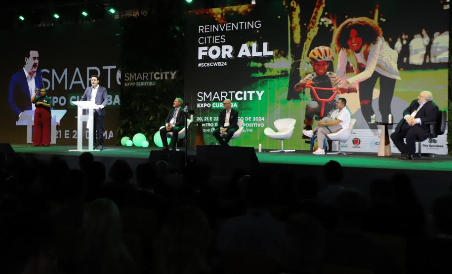 Governador destaca protagonismo inovador do Paraná no Smart City 2024