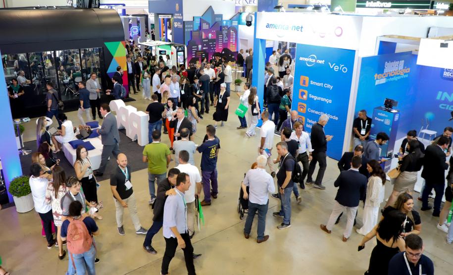 Governador destaca protagonismo inovador do Paraná no Smart City 2024