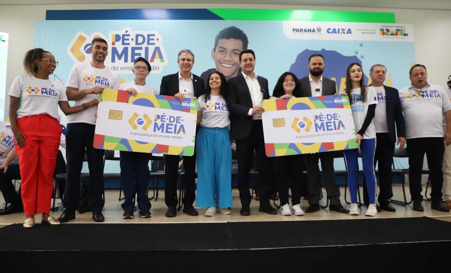Com 89 mil estudantes do ensino médio elegíveis, Paraná adere ao programa Pé-de-Meia