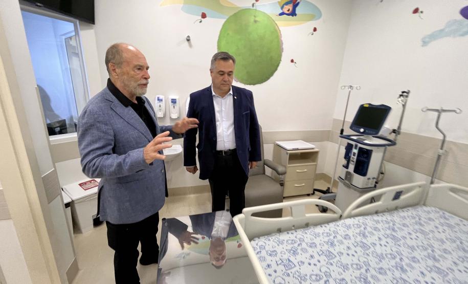 Com apoio do Estado, Hospital Pequeno Príncipe inaugura oito novos leitos de UTI