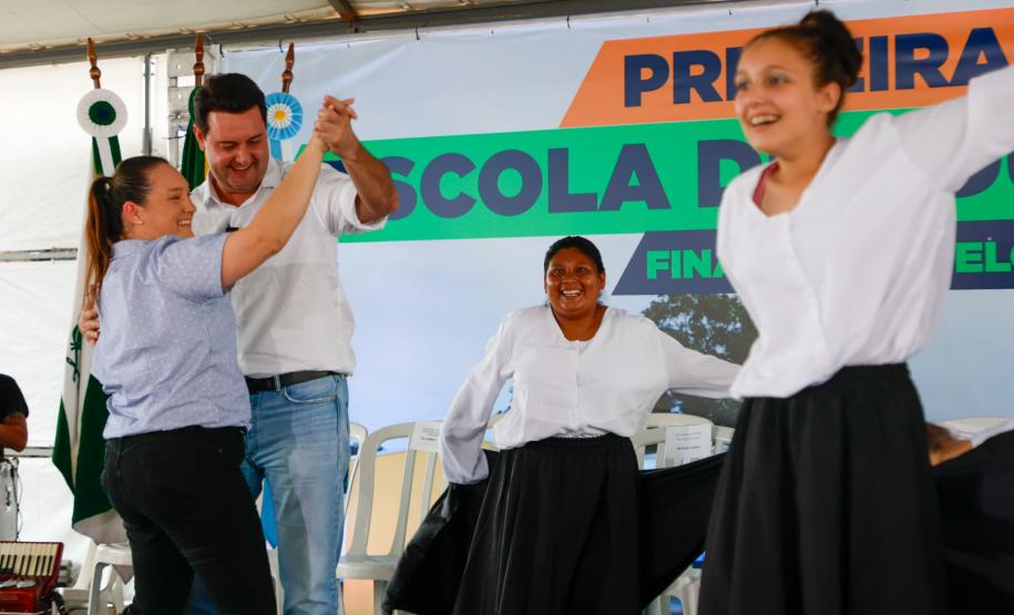 O governador Carlos Massa Ratinho Junior inaugura a Escola de Educação Especial de Nova Laranjeiras, na região Centro-Sul do Paraná.