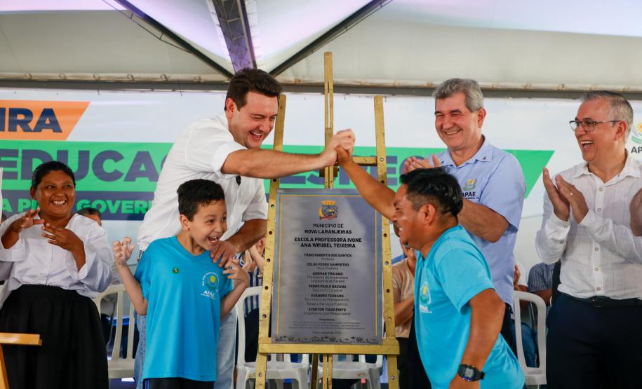O governador Carlos Massa Ratinho Junior inaugura a Escola de Educação Especial de Nova Laranjeiras, na região Centro-Sul do Paraná.