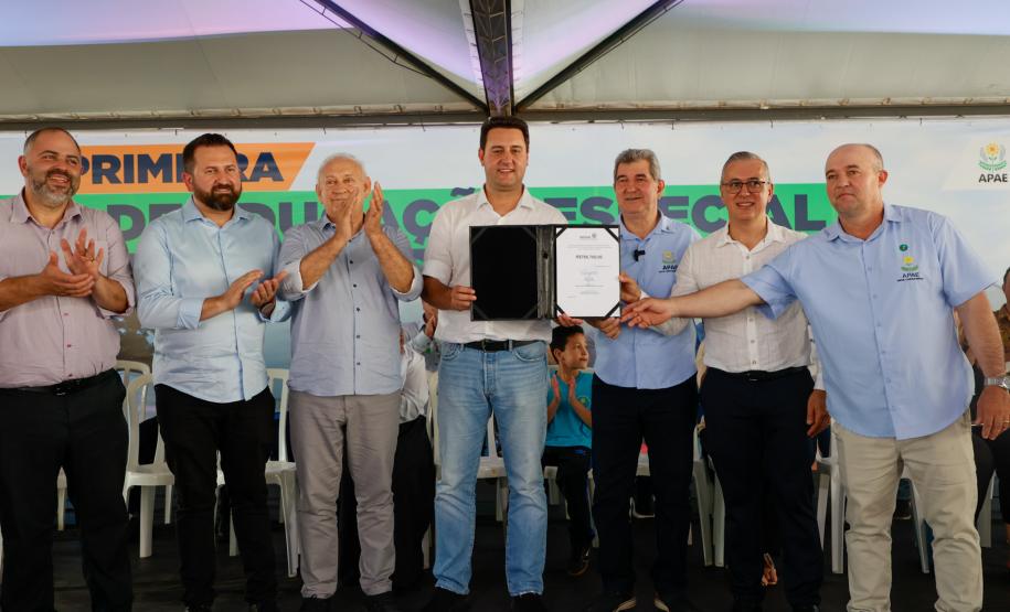 O governador Carlos Massa Ratinho Junior inaugura a Escola de Educação Especial de Nova Laranjeiras, na região Centro-Sul do Paraná.