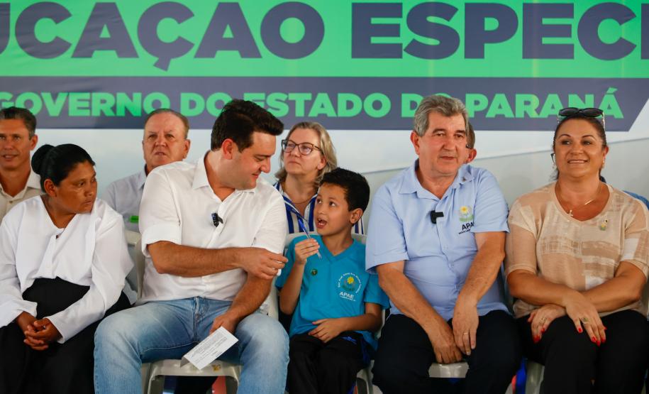 O governador Carlos Massa Ratinho Junior inaugura a Escola de Educação Especial de Nova Laranjeiras, na região Centro-Sul do Paraná.