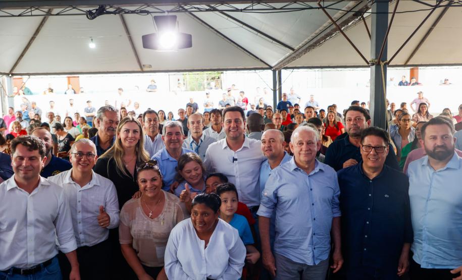 O governador Carlos Massa Ratinho Junior inaugura a Escola de Educação Especial de Nova Laranjeiras, na região Centro-Sul do Paraná.