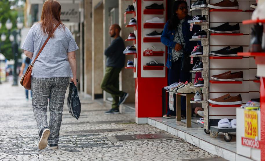 17% das empresas abertas no Paraná em 2024 estão dentro do Decreto do Baixo Risco