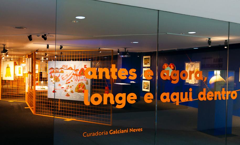 Exposição Antes e Agora, Longe e Aqui Dentro
