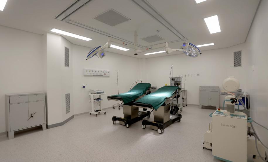 Cornélio Procópio, 08 de dezembro de 2023 - O governador Carlos Massa Ratinho Junior participa da inauguração do Hospital Regional de Cornélio Procópio.