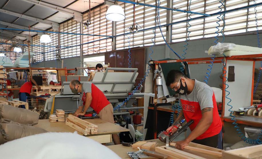 Agências do Trabalhador têm 17,9 mil vagas disponíveis em todos os setores da economia