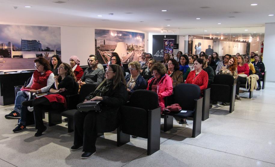 Nova mostra no MON, ópera no Guairão, Air Supply e arte indígena agitam agenda cultural