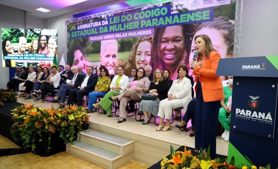 Vice Governador Darci Piana participa do lançamento do código estadual da mulher paranaense.