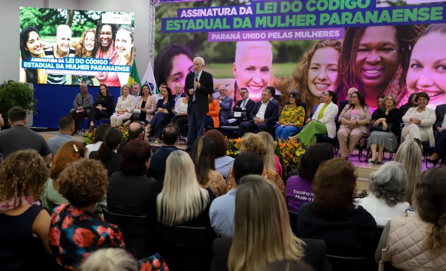 Vice Governador Darci Piana participa do lançamento do código estadual da mulher paranaense.